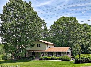 234 Saddle Lake Rd, Tunkhannock, PA 18657