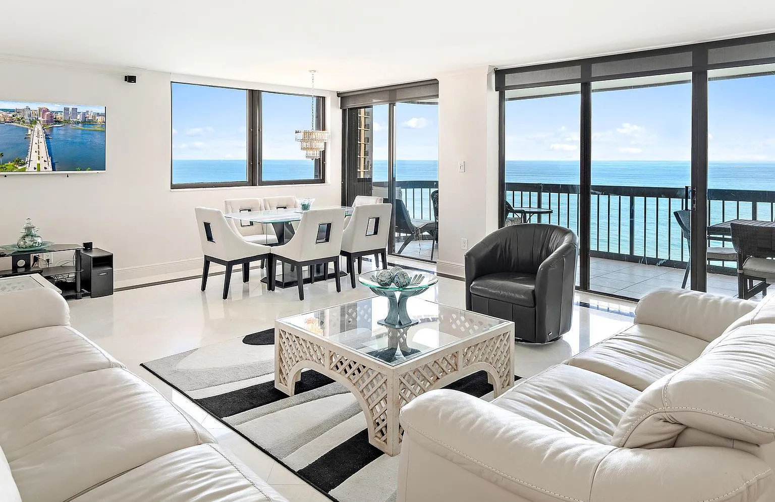2 bed, 2.0 bath, 1586 sqft, $4,000 — Photo 3