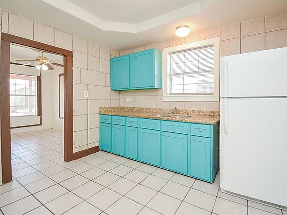 4th image of 6631 Avenue S