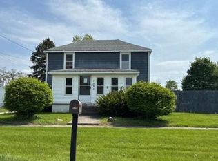 1535 Henry St, Huntington, IN 46750