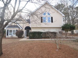 35 Club Ct, Newnan, GA 30263