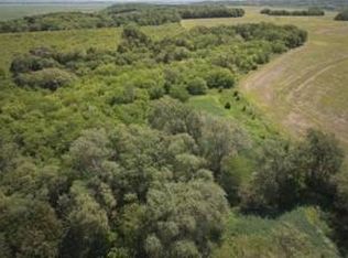 Na 642 Ave, Peru, NE 68421