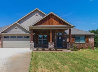 5794 Poppy Ave, Springdale, AR 72762