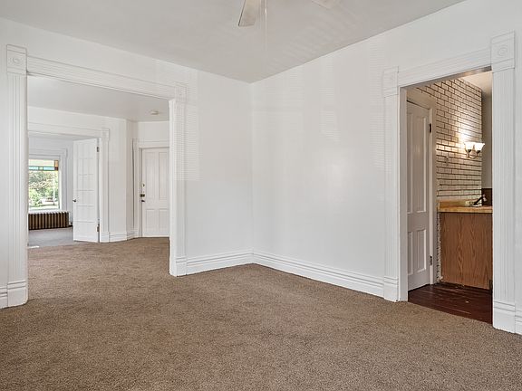 3rd image of 2007 E State St APT 1