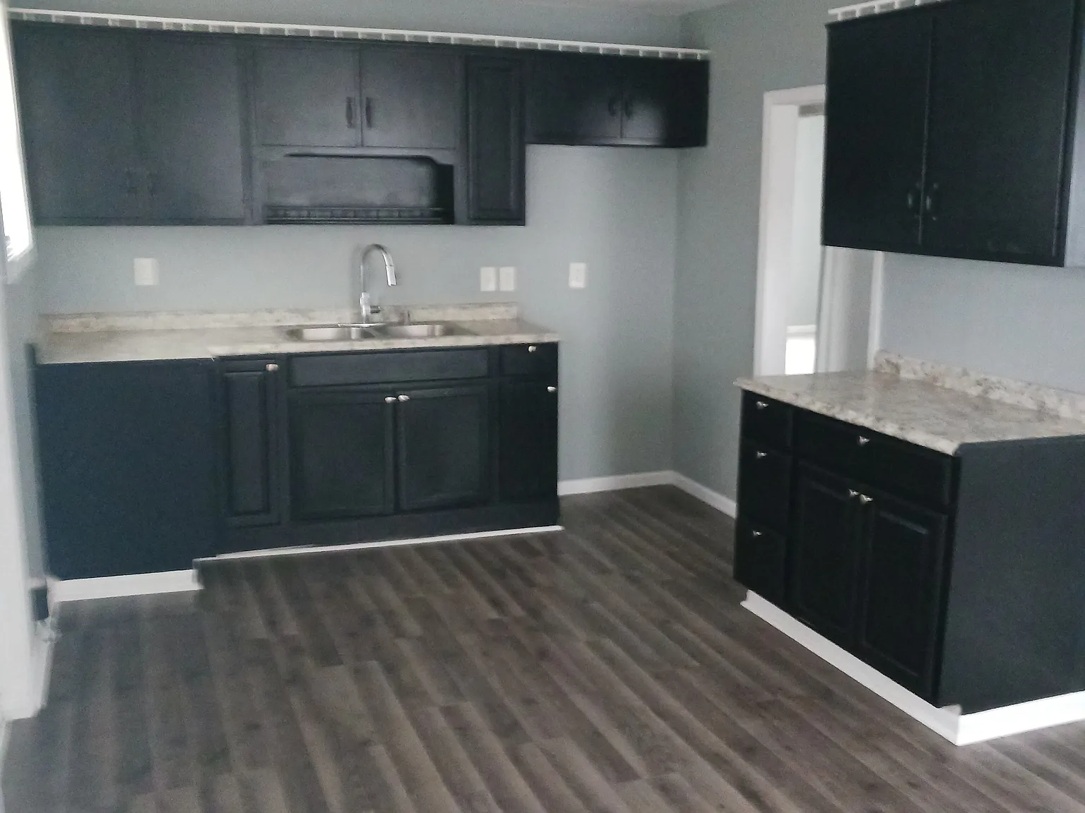 5 bed, 2997 sqft, $2,500 — Photo 3