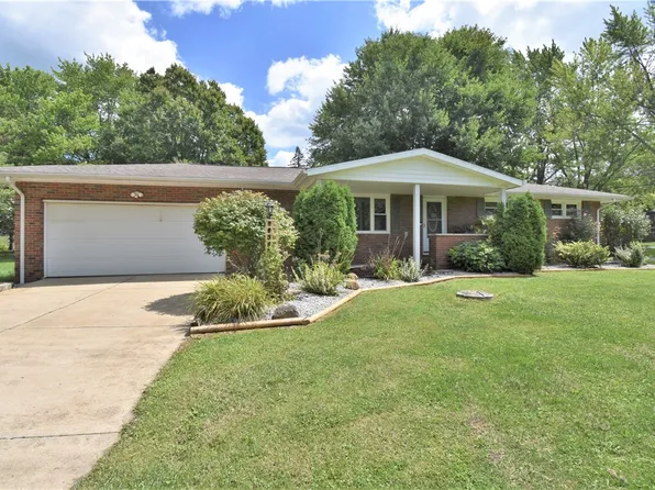 119 Troutman Rd, Hermitage, PA 16148