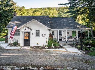 4166 Upper Smith Gap Rd, Saylorsburg, PA 18353