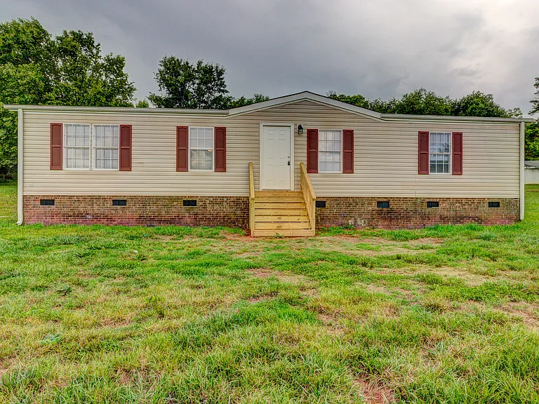 3351 Appletree Ct — Photo 1