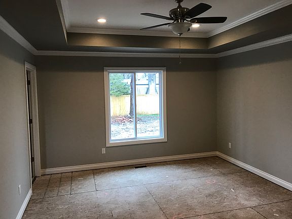 5th image of 50204 Oakbrooke Dr