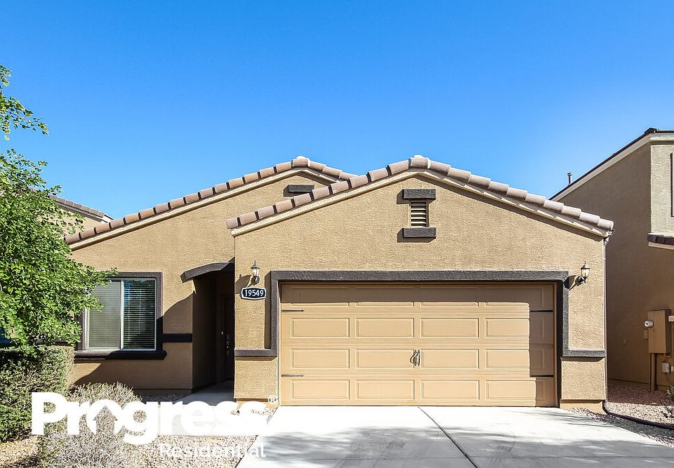 1st image of 19549 N Salerno Cir