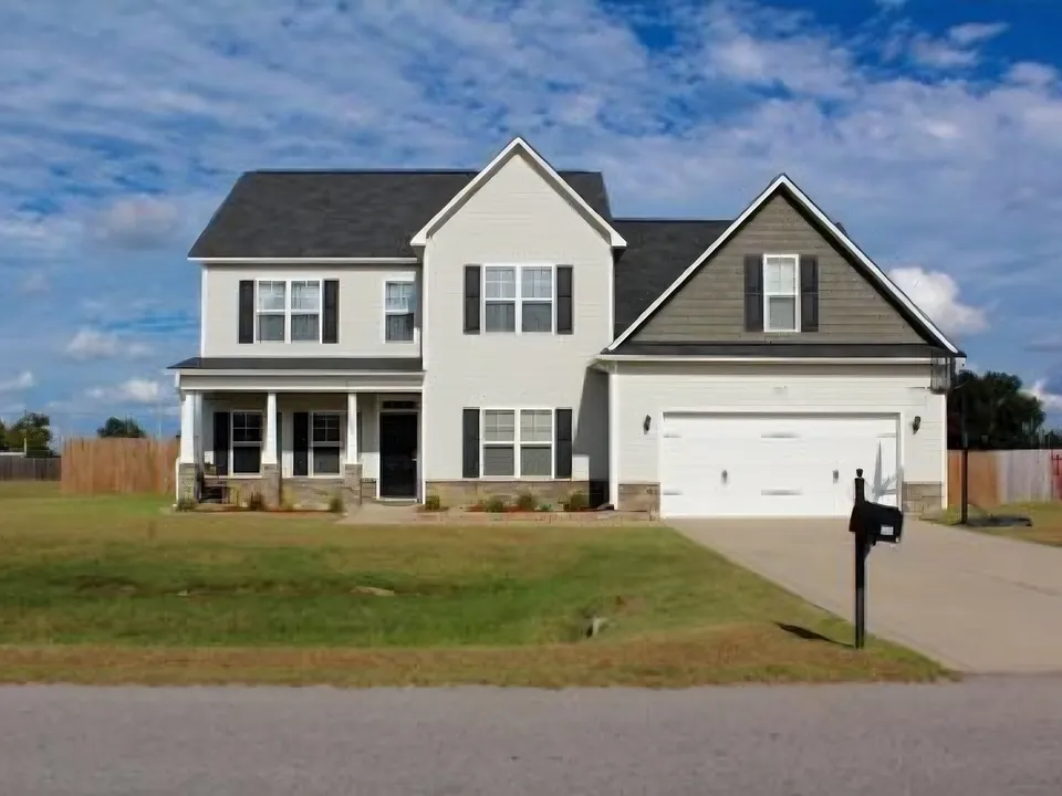 613 Pecan Grove Loop
