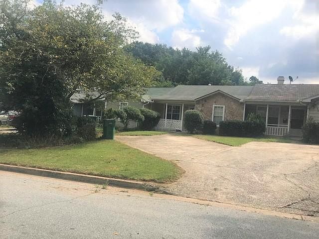 Welcome home! Parking Spaces available in front of your home