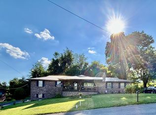 1264 Rowe St, New Tazewell, TN 37825