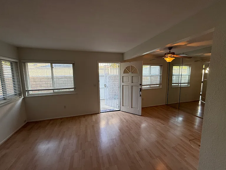 Poco Cir — Photo 16