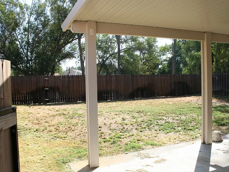 24650 Leafwood Dr — Photo 10