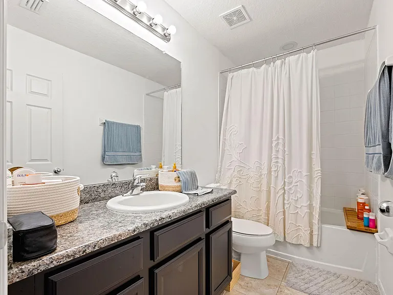 6917 Woodchase Glen Dr — Photo 21