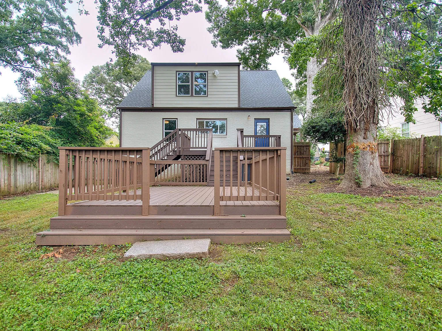 4 bed, 1749 sqft, $850 — Photo 2