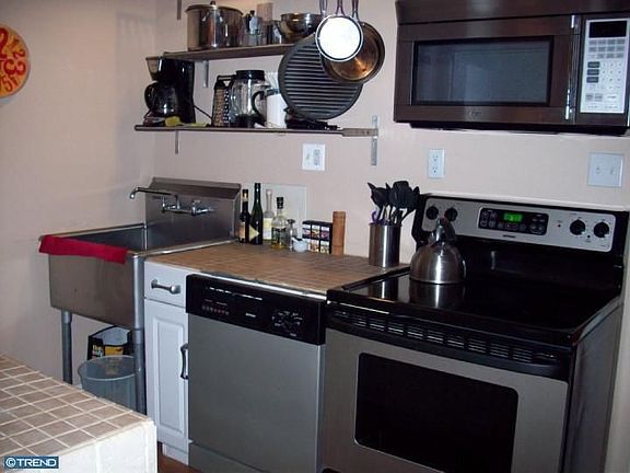 4th image of 1100 Vine St APT 707