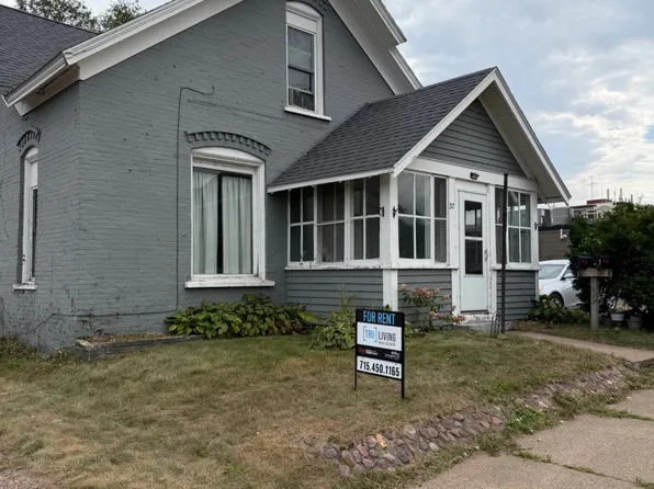 37 E Columbia St #A, Chippewa Falls, WI 54729