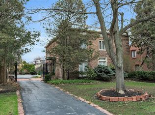 75 Nottingham Ter, Buffalo, NY 14216