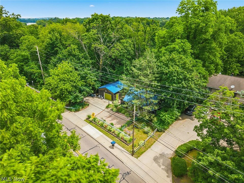 1st image of 619 Portage Lakes Dr