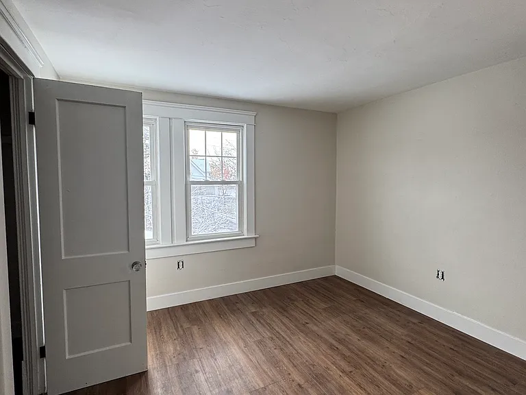 35 Ellenwood Ave #35 — Photo 13
