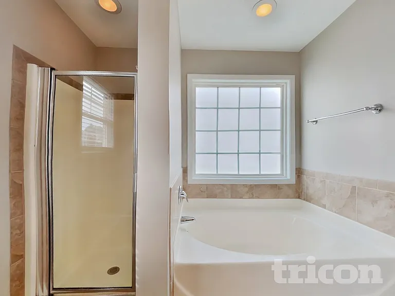 496 Crutchfield Dr — Photo 10