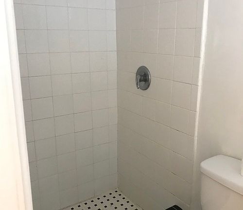 3rd image of 1822 Dixianna St APT 3