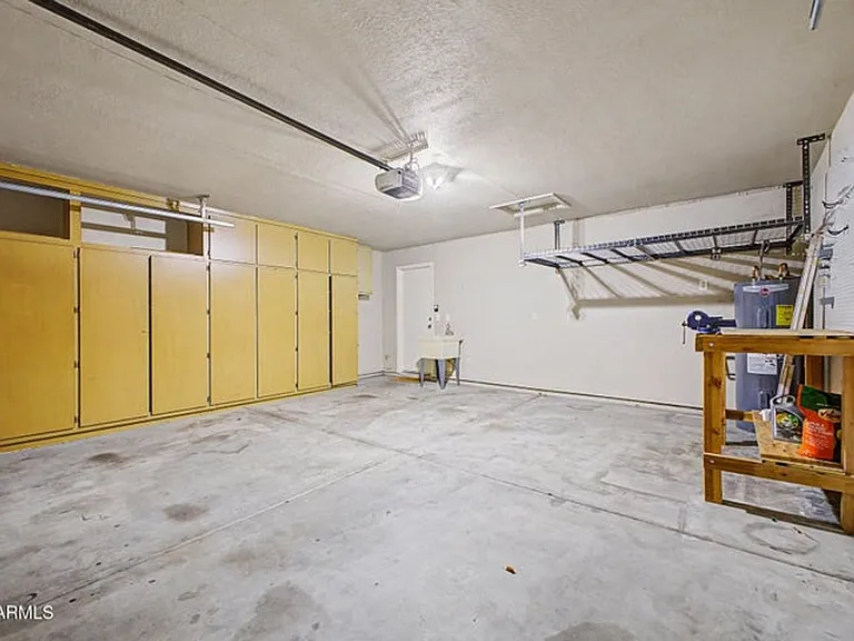 7733 W Pershing Ave — Photo 15