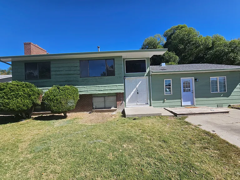 618 Hudson Bay Dr #B — Photo 7