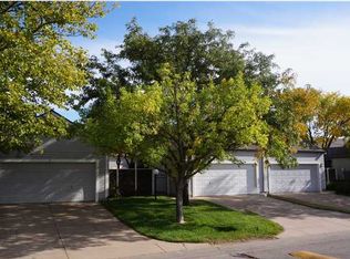 1028 N Bayshore St, Wichita, KS 67212