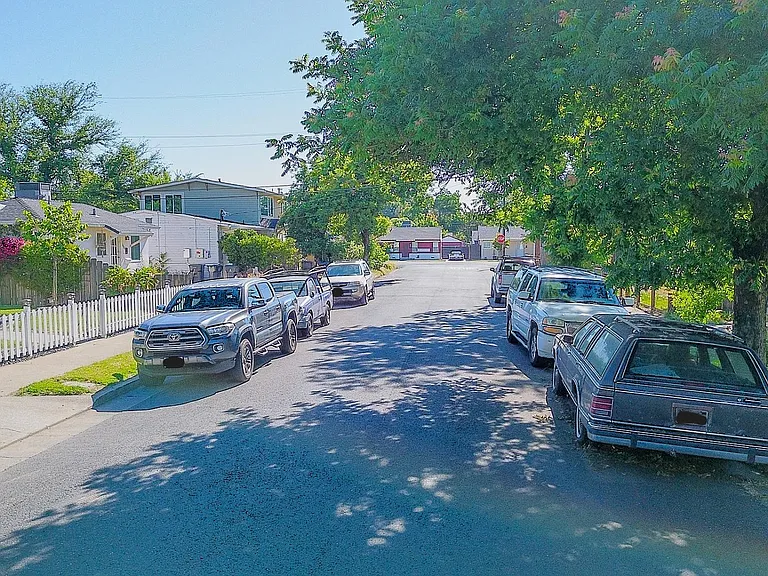 Unit Photo