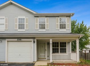 2748 Cedar Glade Dr, Naperville, IL 60564