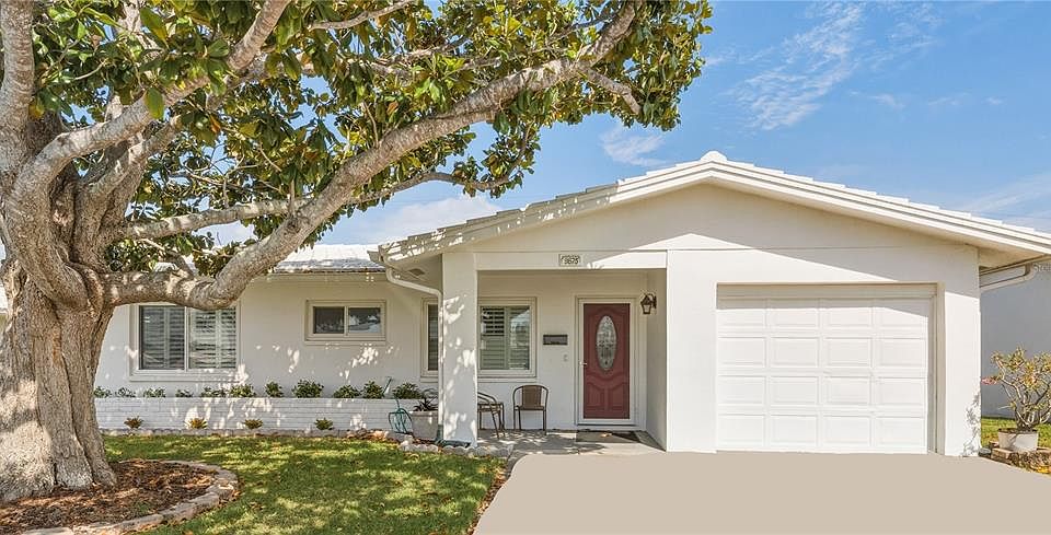 1st image of 9875 Mainlands Blvd W