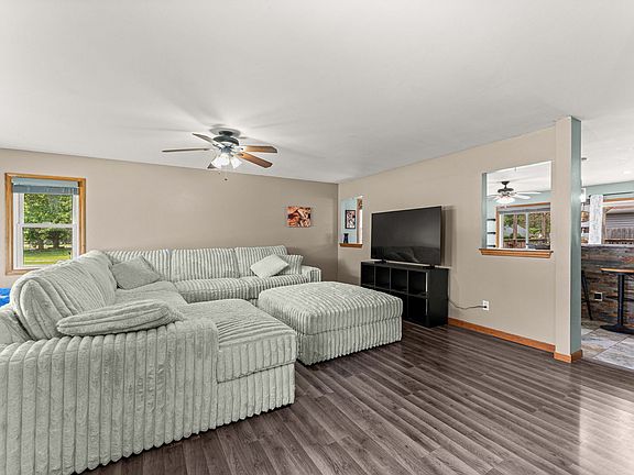 4th image of 200 Fernwood Rd