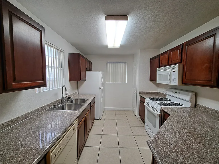 2801 N Rainbow Blvd #139 — Photo 5