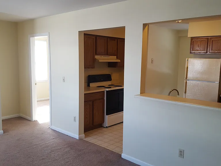 55 Fowler Rd #A-B — Photo 2
