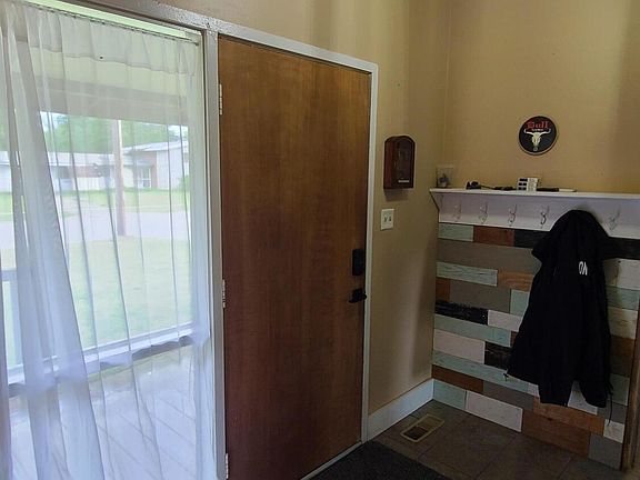 2nd image of 64 Evergreen Dr