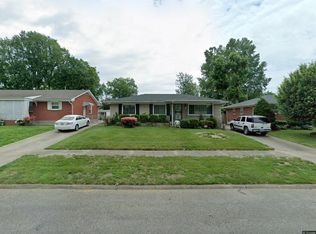 2918 Nepperhan Rd, Louisville, KY 40218