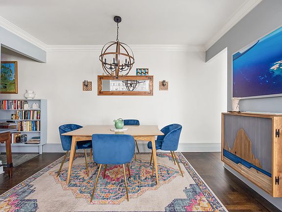 2nd image of 230 Park Pl APT 1D