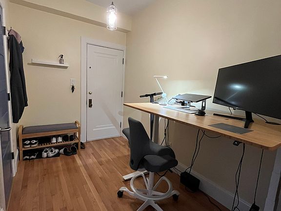 5th image of 1954 Columbia Rd NW APT 101