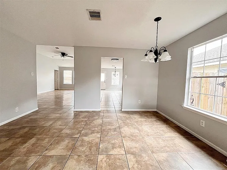 5923 Shining Leaf Ct — Photo 4