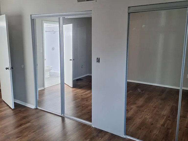 925 Cleveland St #47 — Photo 12