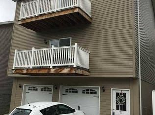 21 Tall Grass Ln, Morgantown, WV 26505