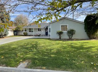 822 Bamboo Ct, Tehachapi, CA 93561