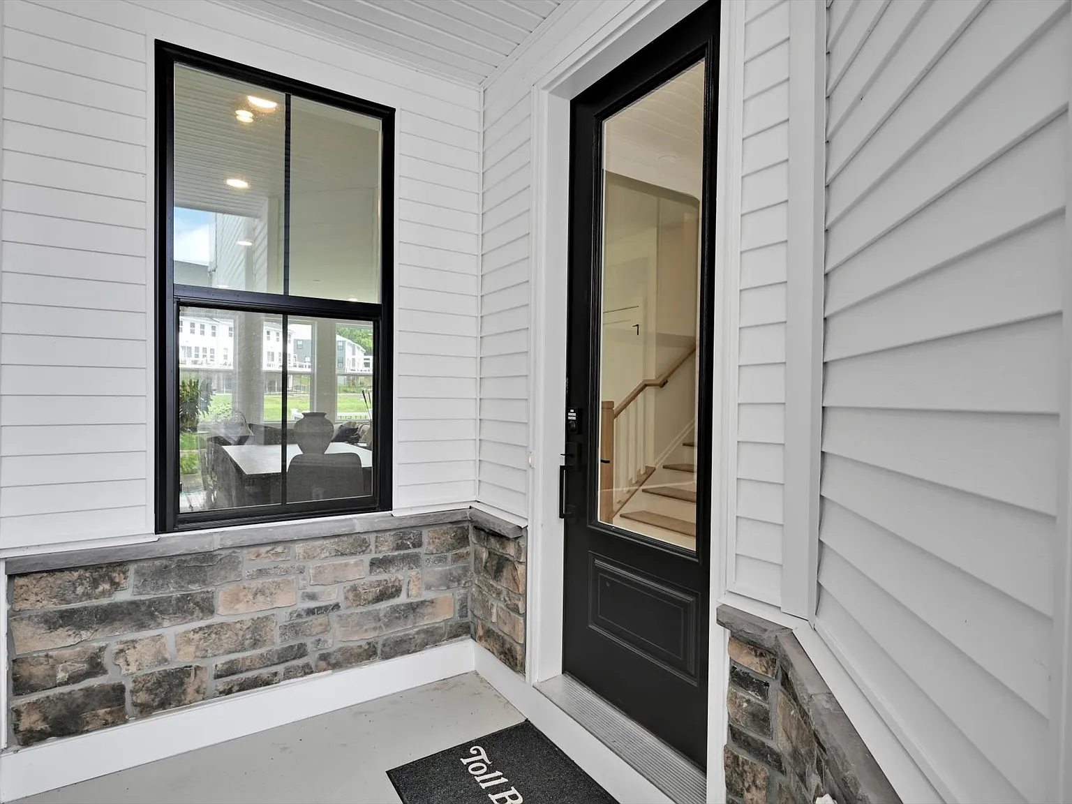 3 bed, 1825 sqft, $3,200 — Photo 4