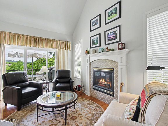 4th image of 221 Gadusi Way