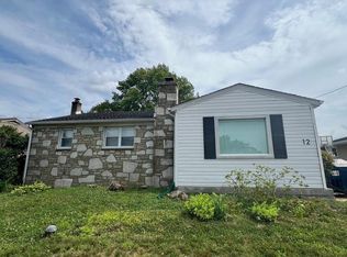 12 Collins Ln, Maple Shade, NJ 08052