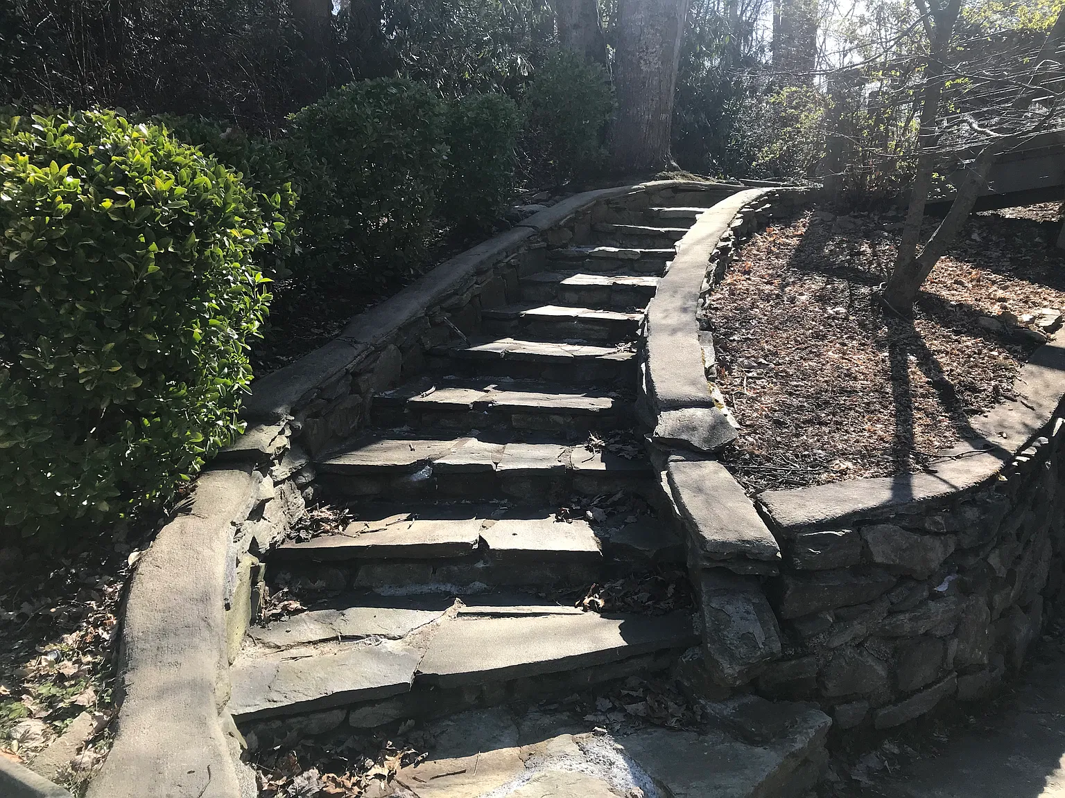 3 bed, 1972 sqft, $2,000 — Photo 1