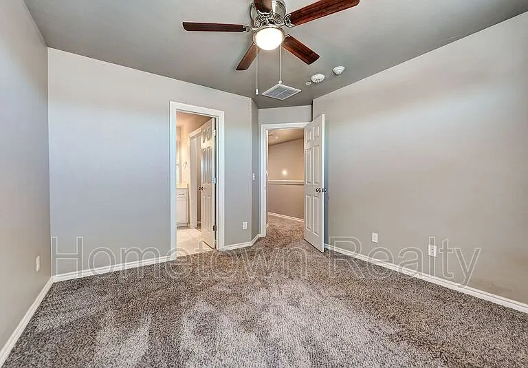 788 SW 13th St — Photo 28